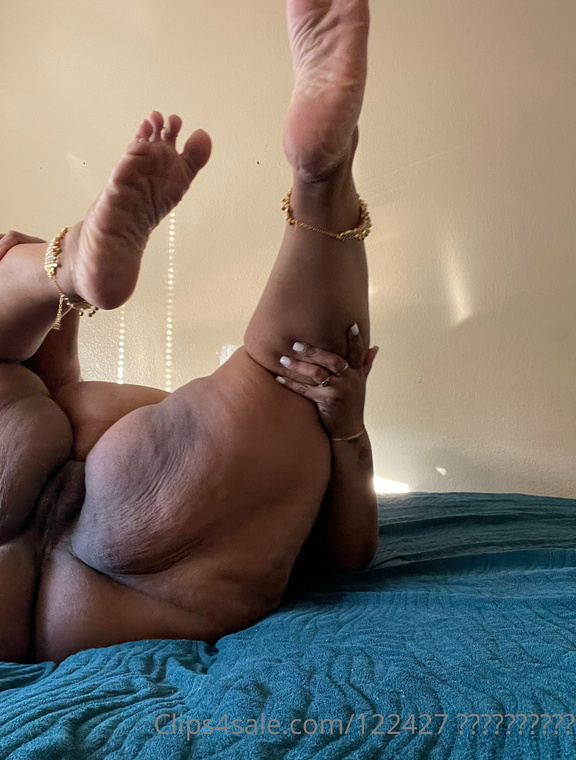 Voluptuous209feet Onlyfans pictures