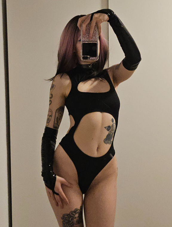 Miss Lilith Onlyfans pictures